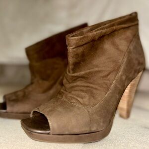 Kenneth Cole Reaction Ankle Boots